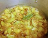 A picture of step 5 of Summer Squash and Potatoes in One Pot.