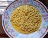 Foto langkah ke 2 dari resep Martabak Mie.