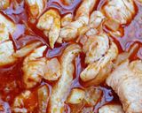 Csirkemellpörkölt gomba lábbal recept fázis 2 fotója