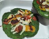 A picture of step 4 of Spinach Cottage Cheese Pan Cake 😋.