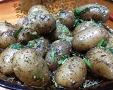 Foto del paso 2 de la receta: Cerdo al Malbec con papas doradas en finas hierbas