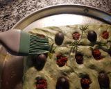 Foto del paso 6 de la receta: Focaccia sin gluten con tomates secos y aceitunas negras