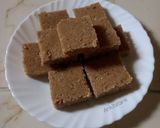 A picture of step 5 of Roasted Sunflower seeds burfi.