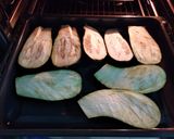 Foto del paso 1 de la receta: Berenjenas rellenas de atún