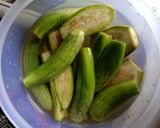 Foto langkah ke 3 dari resep Tumeh Aceh (ikan tumis) terong hijau.