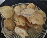 Foto langkah ke 3 dari resep Terong Goreng Krispi.