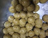 તલ ના લાડુ (Til Ladoo Recipe In Gujarati) રેસીપી સ્ટેપ3ફોટો