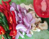 Foto langkah ke 2 dari resep Tumis Pindang Tongkol.