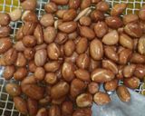 Foto langkah ke 1 dari resep Sambal Kacang Cocolan 💛🎉.