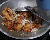 Foto langkah ke 5 dari resep Ayam Goreng Saos Mentega ala Subi 😍.