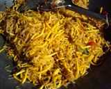 Foto langkah ke 5 dari resep Mie goreng saos tiram.