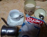 صورة لخطوة 1 من وصفة القهوة الفرنسية قهوة بالحليب ☕