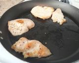 Foto del paso 1 de la receta: Pechuga de pollo a la mostaza (Dijon)
