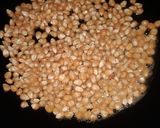 Foto langkah ke 1 dari resep Pop Corn Rasa Strawberry.