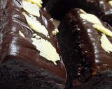 A picture of step 7 of Chocolate truffle brownies.