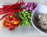 Foto langkah ke 1 dari resep Sambal Pete Teri Medan.