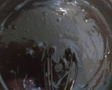 Foto langkah ke 2 dari resep 77. Chocolate Truffle Island Cake.