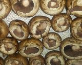 A picture of step 6 of Garlic and Herb Stuffed Portabella Mushrooms.