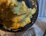Foto langkah ke 4 dari resep Perkedel Kentang Ayam.