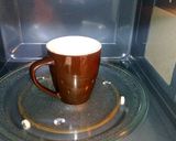 Foto langkah ke 3 dari resep Peanut butter mug cake.