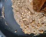 A picture of step 4 of Sapodilla walnut halwa.