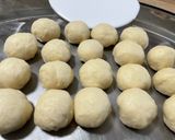 Hình bước làm 4 của món Bánh tiêu + Xôi lá dứa