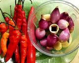 Foto langkah ke 2 dari resep Cumi Pedas Kemangi.