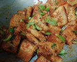 A picture of step 9 of Bread Masala Upma.