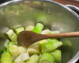 Foto del paso 1 de la receta: Crema de puerro