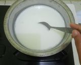 Foto langkah ke 1 dari resep Korean Strawberry Coconut Milk.