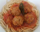 Foto del paso 4 de la receta: Tallarines con albóndigas de carne