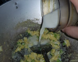 Foto langkah ke 3 dari resep Mie Tek-Tek Goreng.