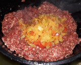 Foto del paso 3 de la receta: Mega hamburguesa a la pizza
