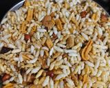 A picture of step 2 of Murmura mixture.