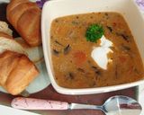 A picture of step 4 of Not so creamy mushroom soup with vegetables.