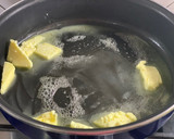 Foto del paso 1 de la receta: Mero en salsa verde