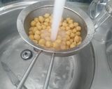 Foto del paso 1 de la receta: Ensalada de garbanzos de bote,
