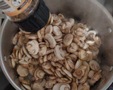 Foto del paso 6 de la receta: Champiñones salteados con ajo y pimienta