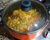 Foto del paso 7 de la receta Sopa crema de verduras y hortalizas al curry amarillo hindú