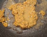 Foto del passaggio 4 della ricetta Spaghetti con crema di capperi e pomodorini