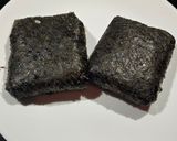 A picture of step 13 of Spicy Tuna Onigirazu.