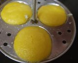 A picture of step 3 of Emoji Idli.