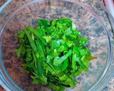 Foto del paso 3 de la receta: Potaje de garbanzos con judías verdes y espinacas