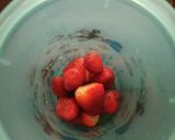 Foto del paso 1 de la receta: Salsa de fresa