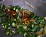 A picture of step 6 of Bhindi anardana.