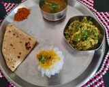 A picture of step 5 of Brinjal bharit (Maharashtrian thali).