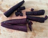 Foto del paso 1 de la receta: Lomo de atún con judías verdes y zanahoria morada rehogada !!!