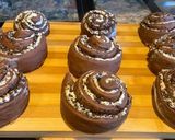 Pas rețetă Melcișori Rudy umpluți cu crema de brânza și ciocolată neagră 😋 2 fotografie