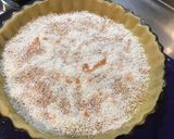 Une image de l'étape 4 de Tarte aux pommes, noix de coco et pamplemousse.
