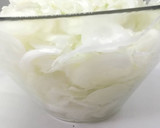 Foto del passaggio 1 della ricetta Zuppa di cipolle